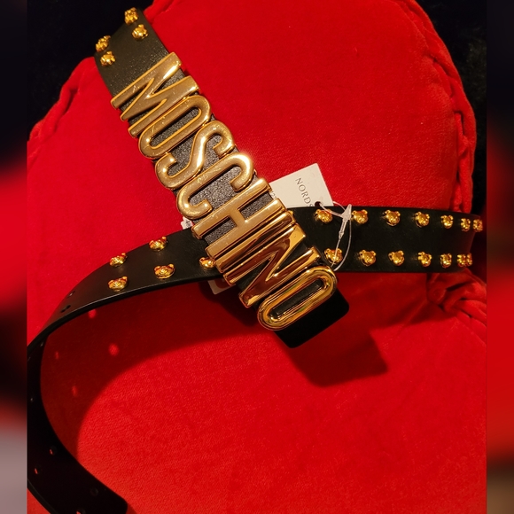 Women's Premium Disgner Accessory - Picture 2 of 3